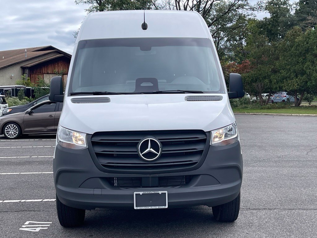 New 2025 Mercedes-Benz Sprinter 2500