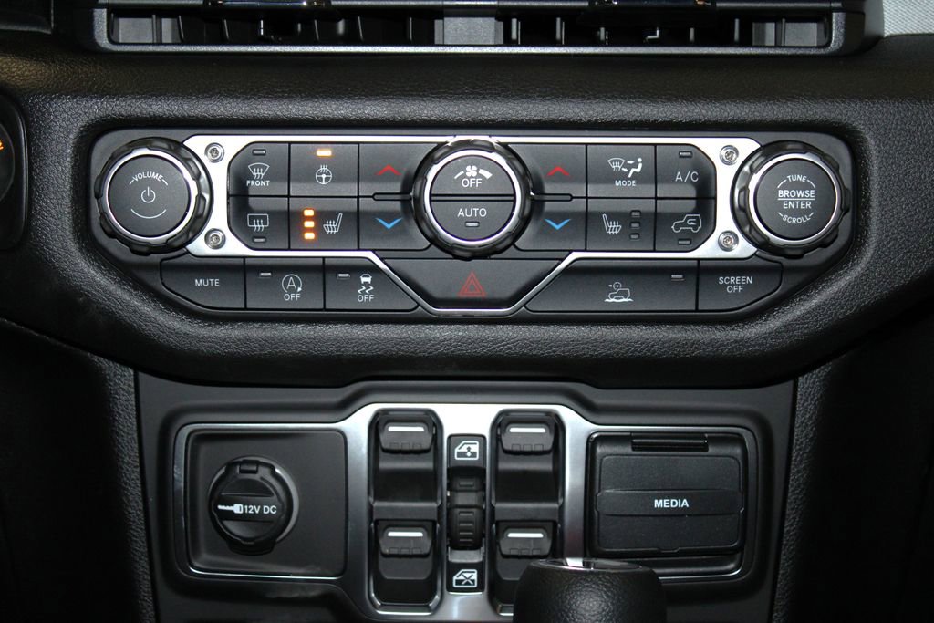 New 2026 Jeep Wrangler Sport S image 19