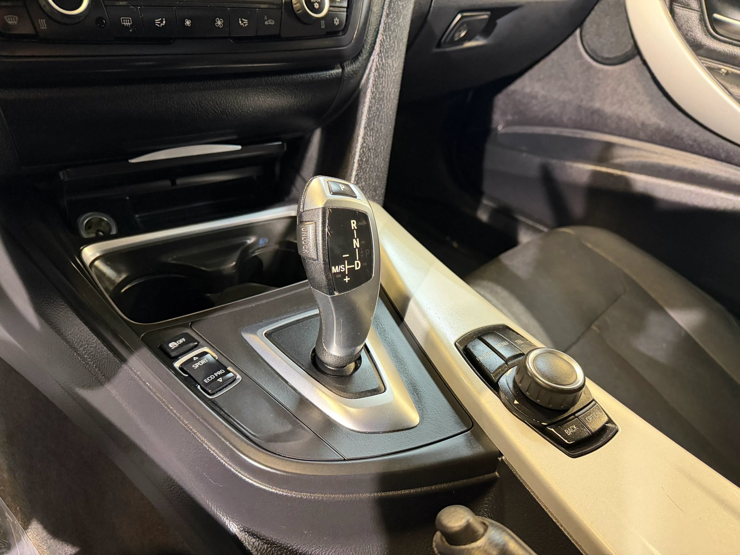 Used 2012 BMW 328i Sedan RWD image 18