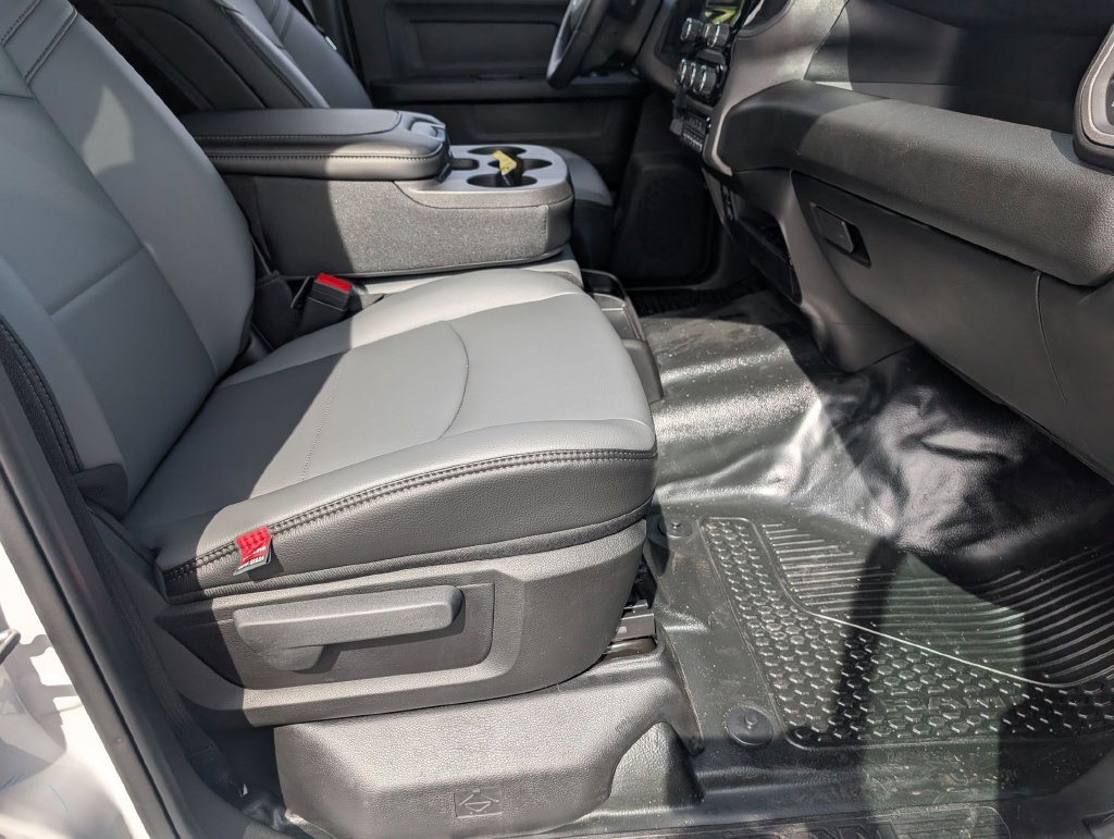 New 2026 RAM 3500 Tradesman w/ Chrome Appearance Group A AWD/4WD image 29