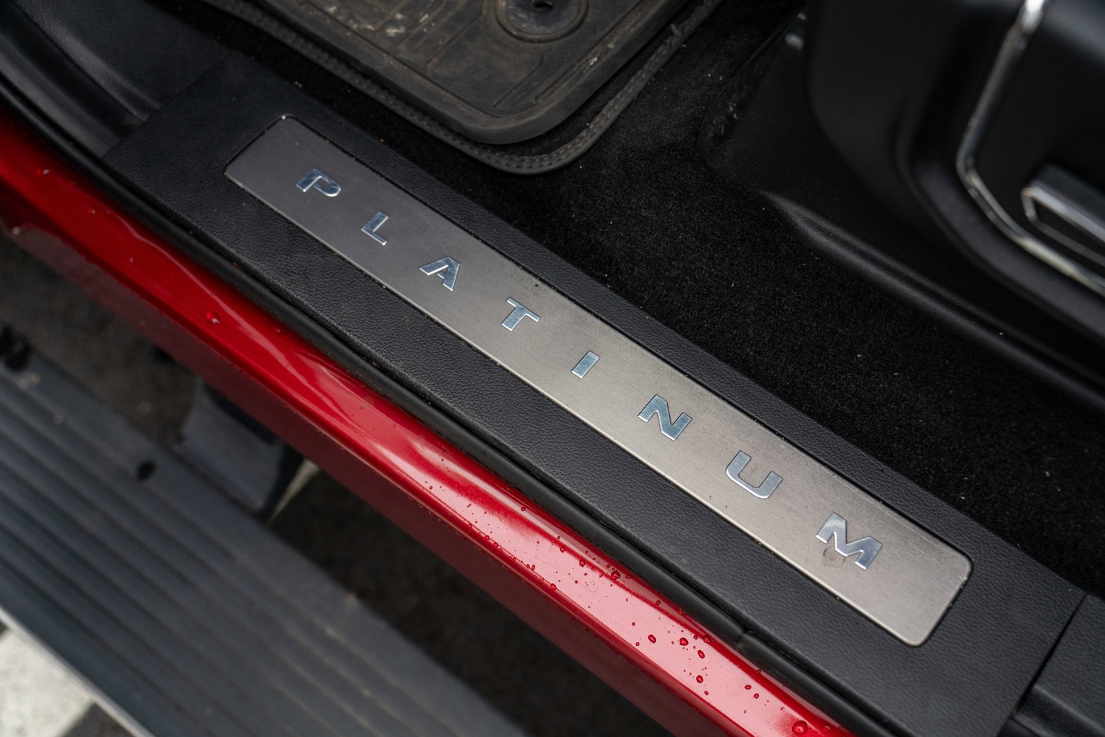 Used 2015 Ford F150 Platinum w/ Technology Package image 11