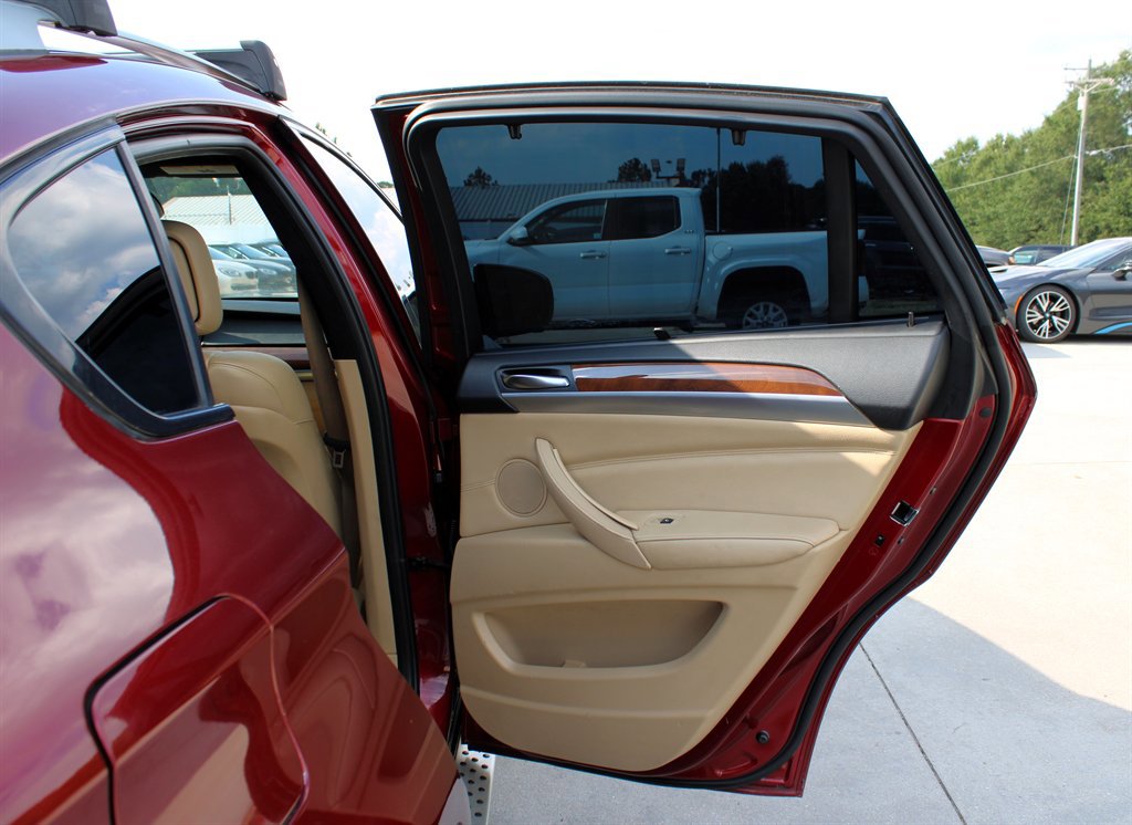 Used 2013 BMW X6 xDrive35i image 24