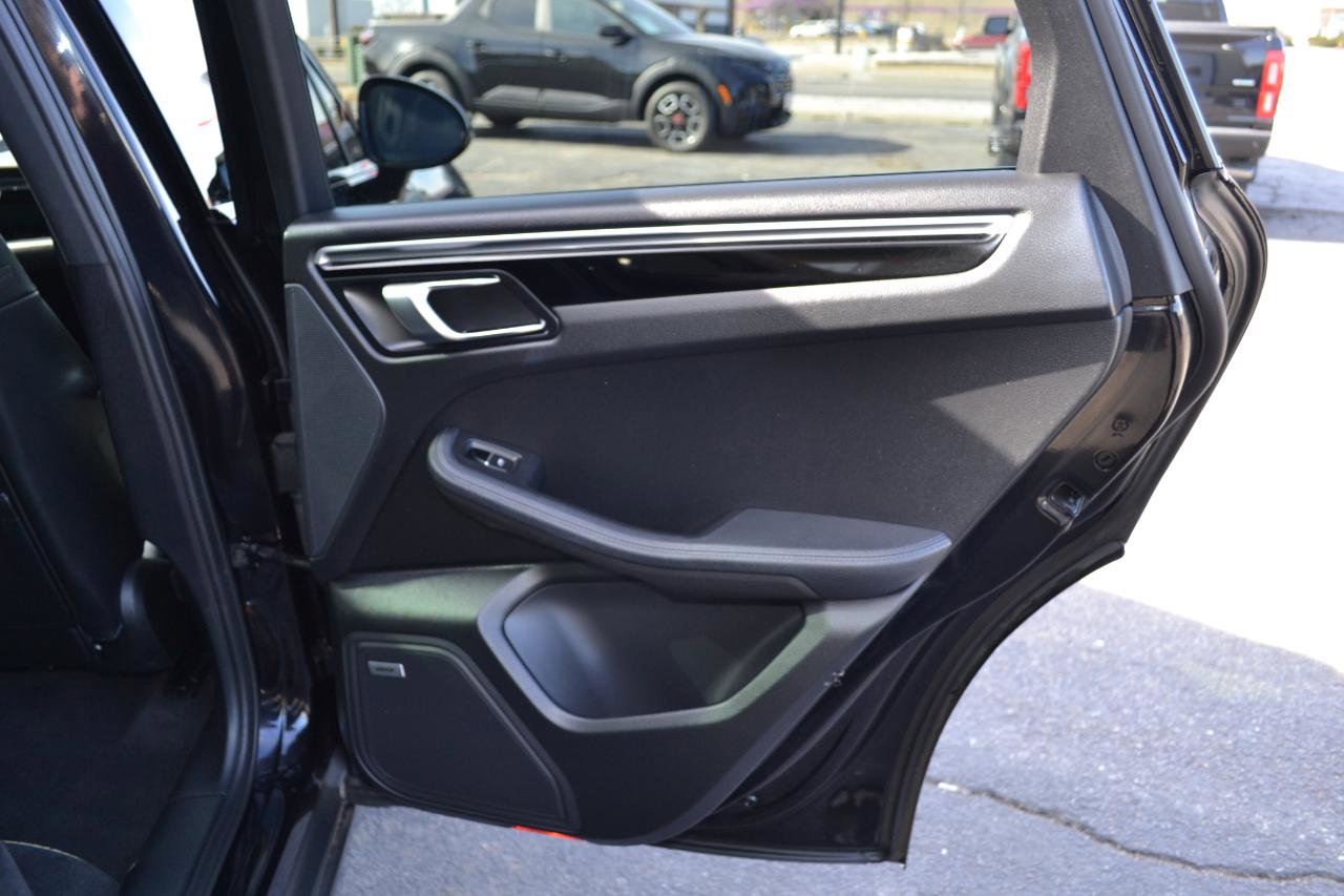 Used 2019 Porsche Macan S image 41