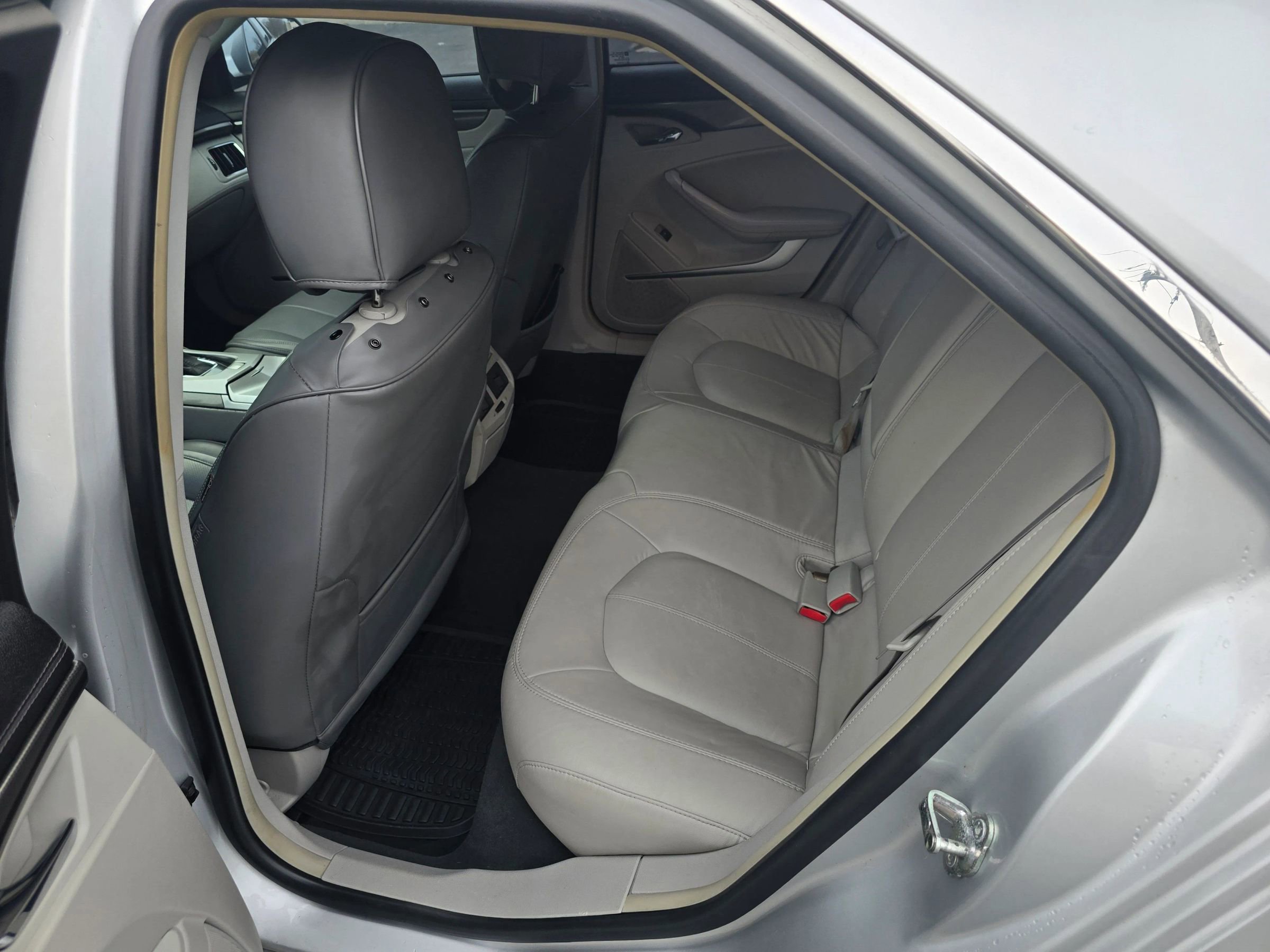 Used 2011 Cadillac CTS Luxury image 15