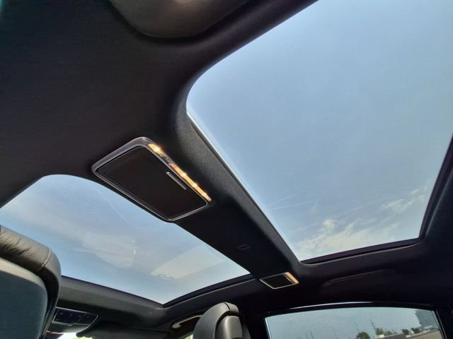 Used 2014 Mercedes-Benz S 550 Sedan image 18
