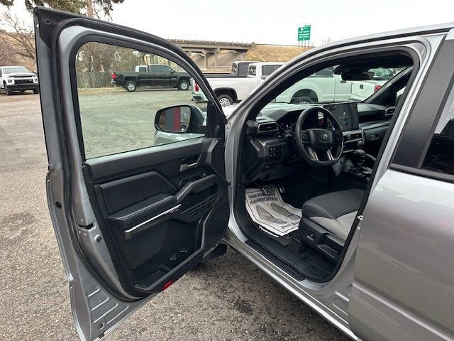 Used 2025 Toyota Tacoma TRD Sport image 10