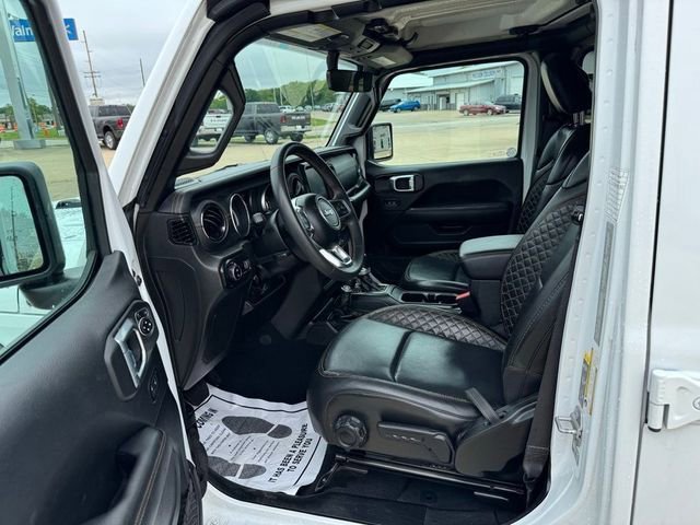 Used 2023 Jeep Gladiator Overland image 11