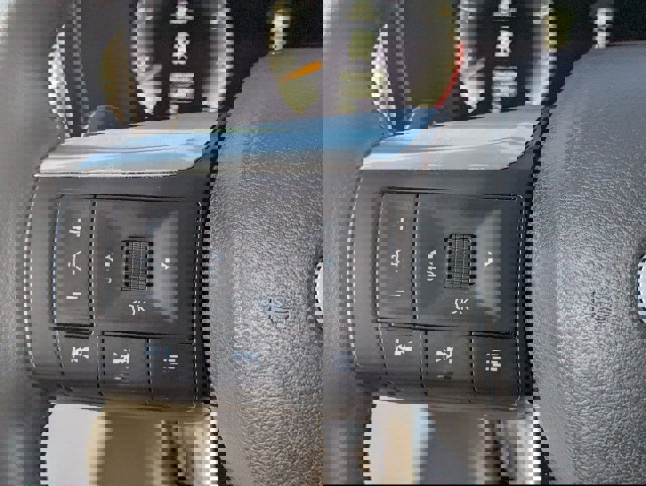 Certified 2023 INFINITI QX60 Luxe w/ Cargo Package image 28