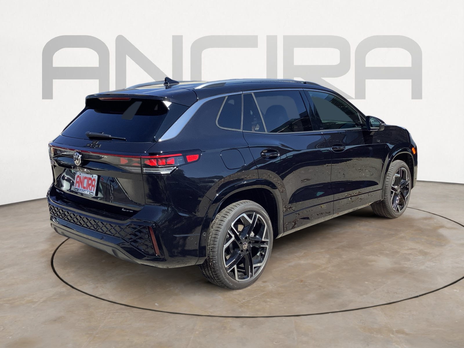New 2026 Volkswagen Tiguan SEL R-Line AWD/4WD image 8