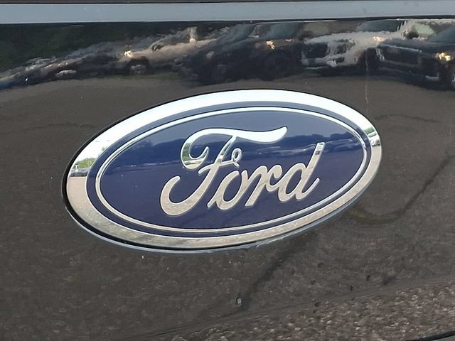 Used 2018 Ford F150 XLT w/ Equipment Group 302A Luxury AWD/4WD image 33
