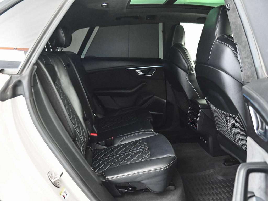 Used 2021 Audi SQ8 Prestige w/ Prestige Package AWD/4WD image 37