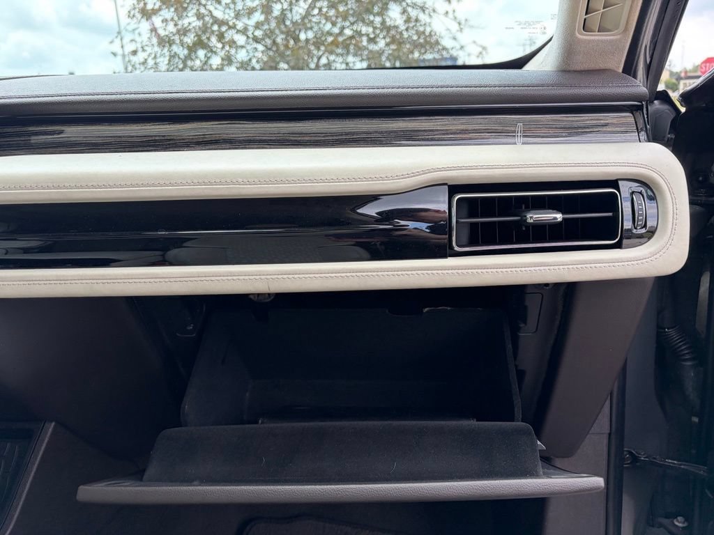 Used 2020 Lincoln Aviator Black Label w/ Dynamic Handling Package AWD/4WD image 26