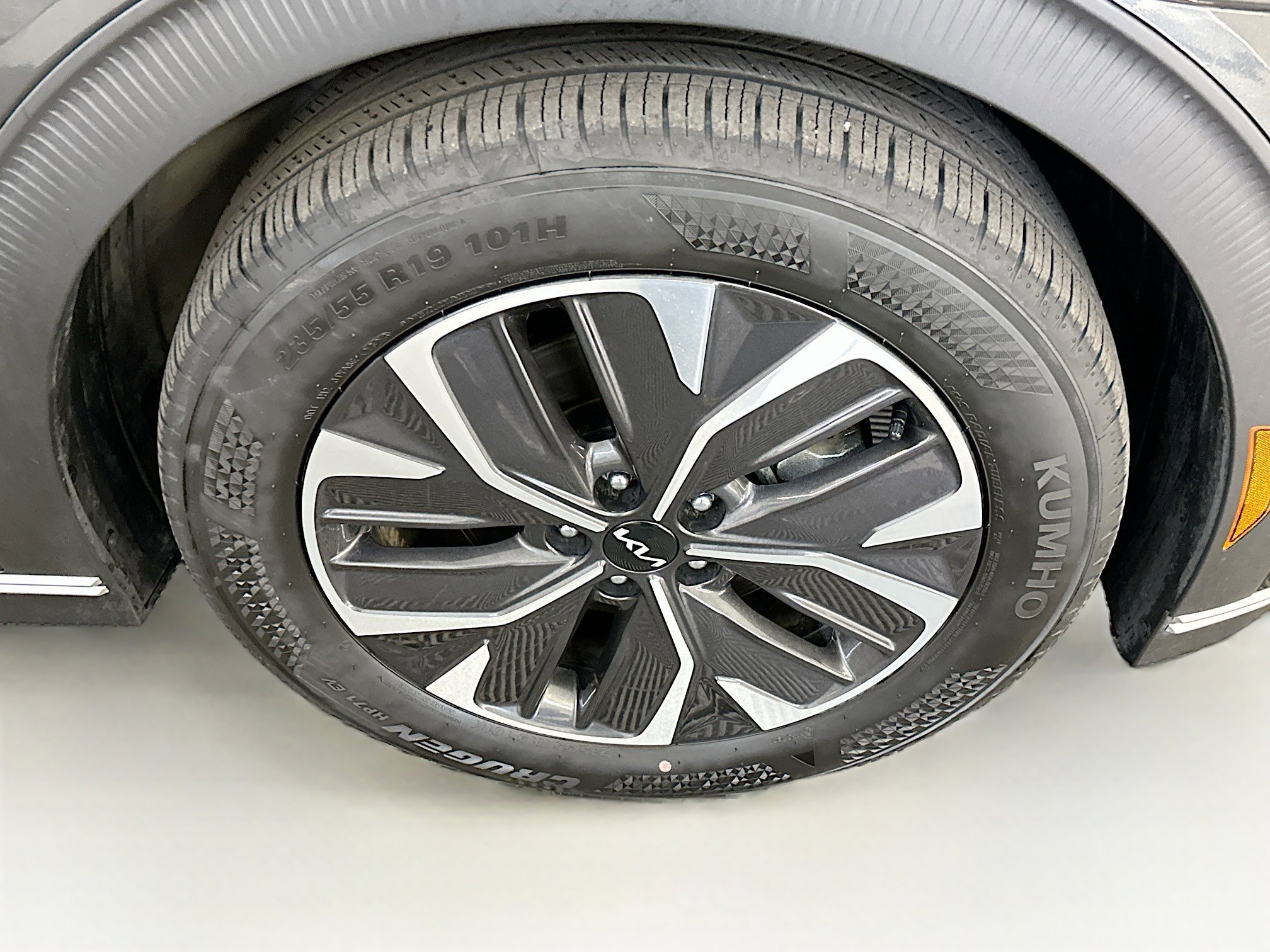 Used 2024 Kia EV6 Light image 11