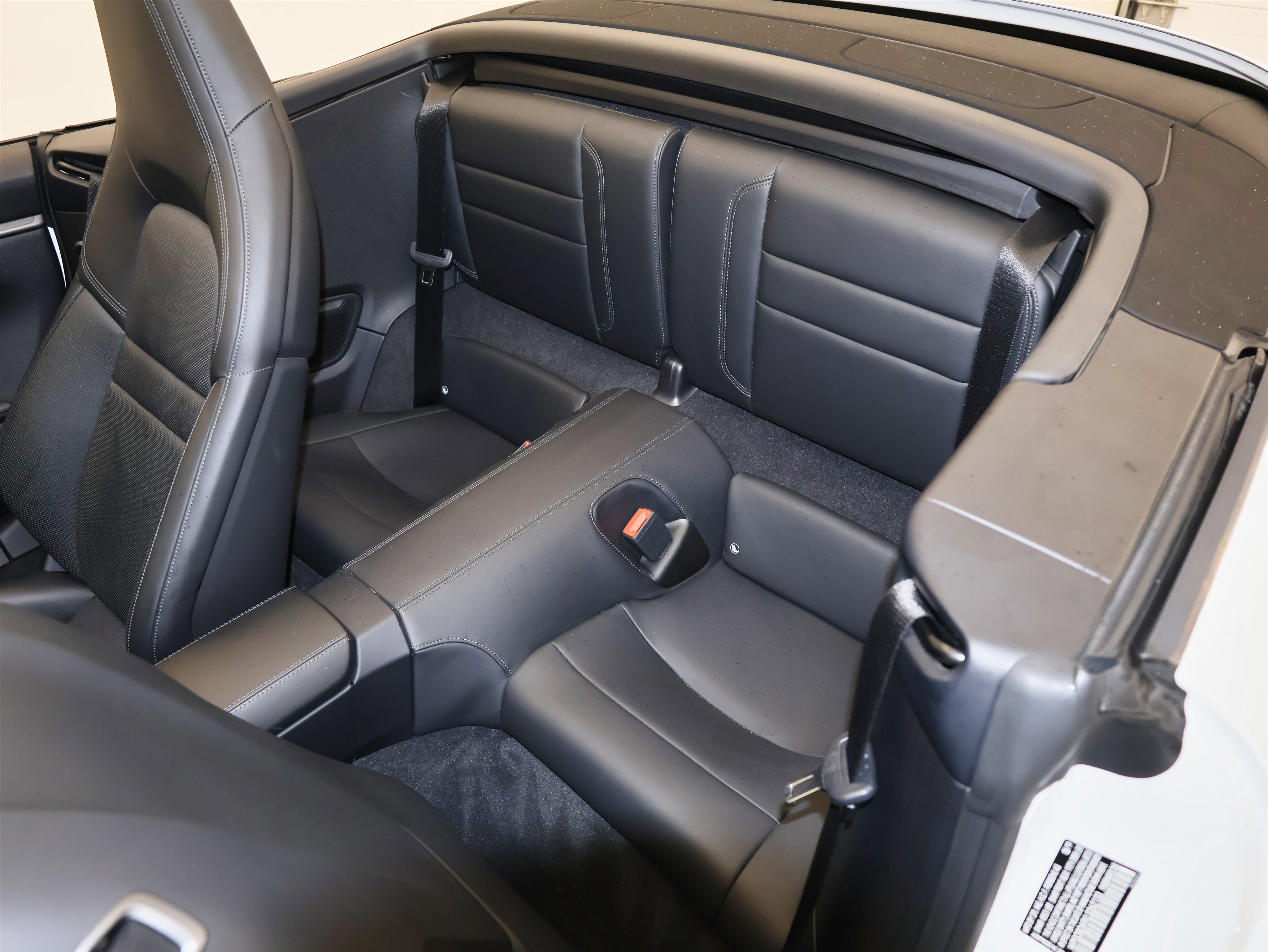 Used 2020 Porsche 911 Carrera 4S image 22