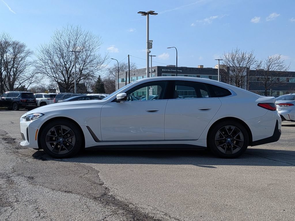 Used 2024 BMW i4 xDrive40i AWD/4WD image 4