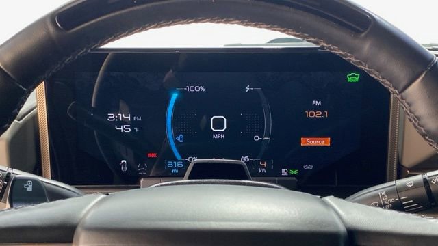 Used 2025 GMC Hummer EV 2X image 32