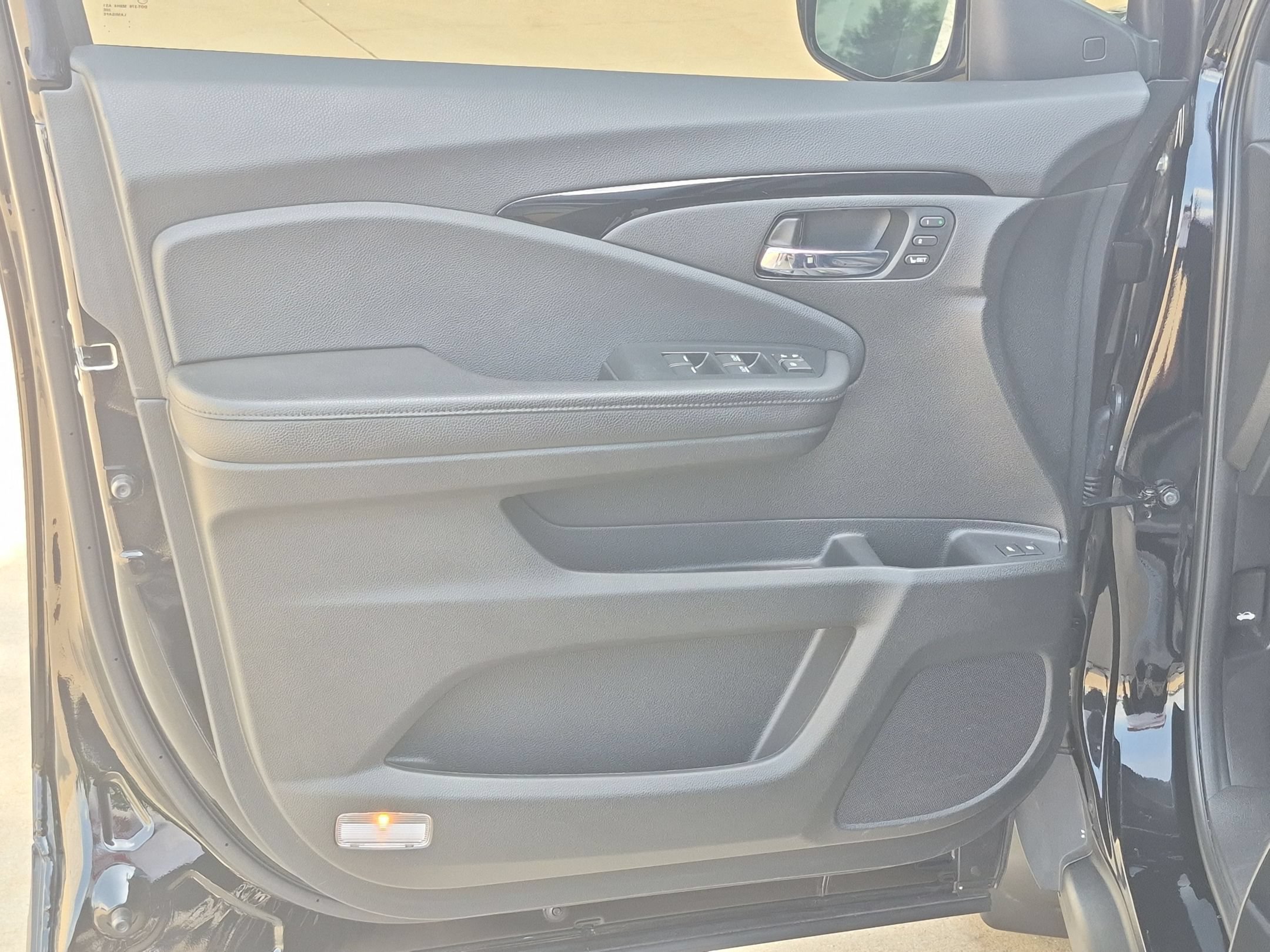 Certified 2022 Honda Pilot Touring image 12