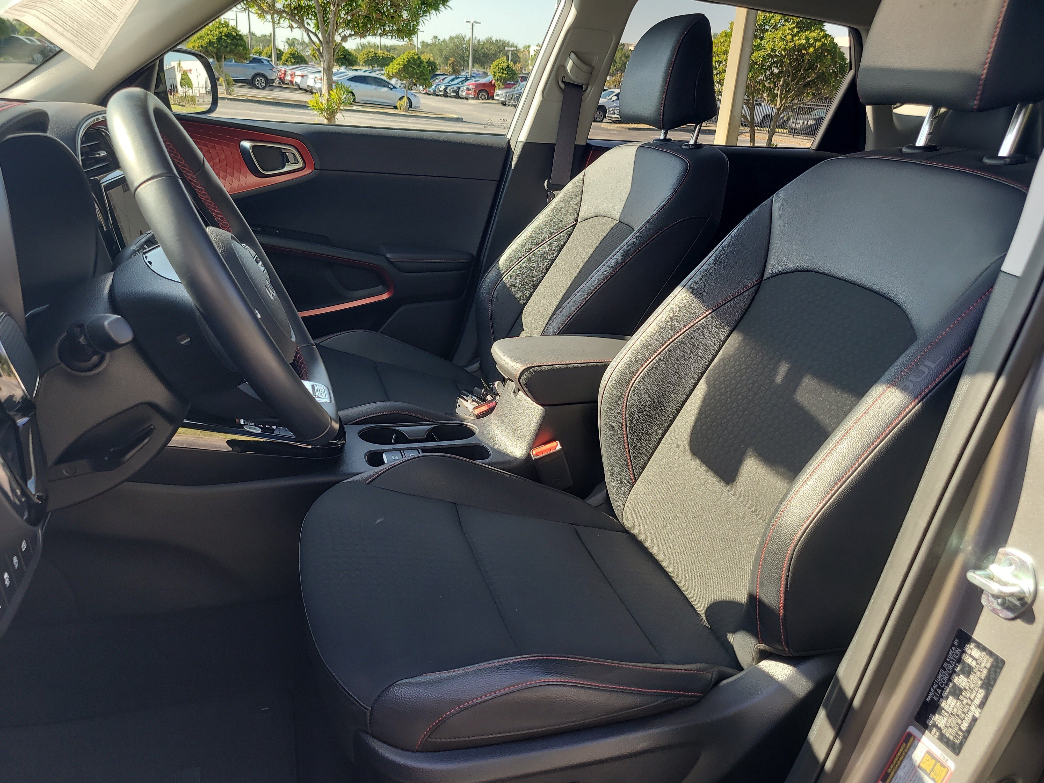 Used 2023 Kia Soul GT-Line w/ GT-Line Technology Package FWD image 20