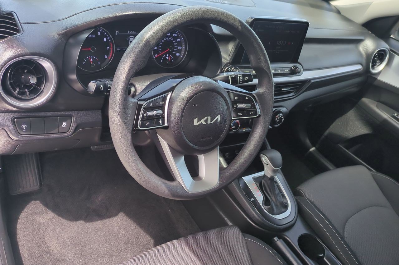 Certified 2023 Kia Forte LXS image 10