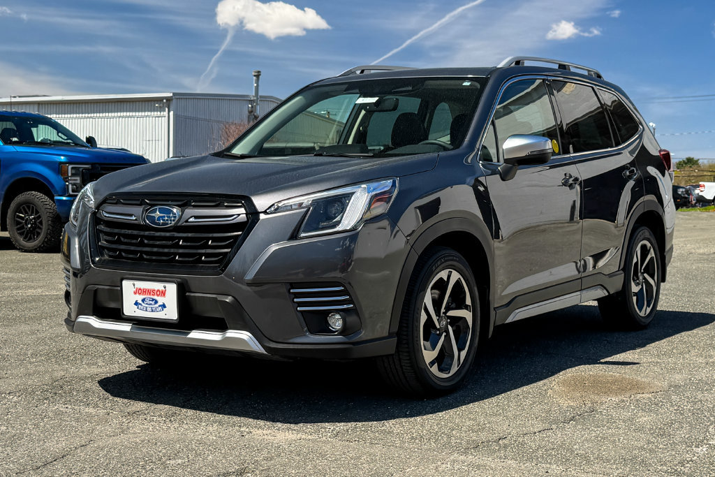 Used 2023 Subaru Forester Touring AWD/4WD image 7