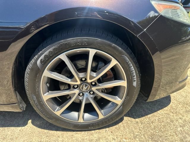 Used 2017 Acura TLX w/ Technology Package FWD image 31