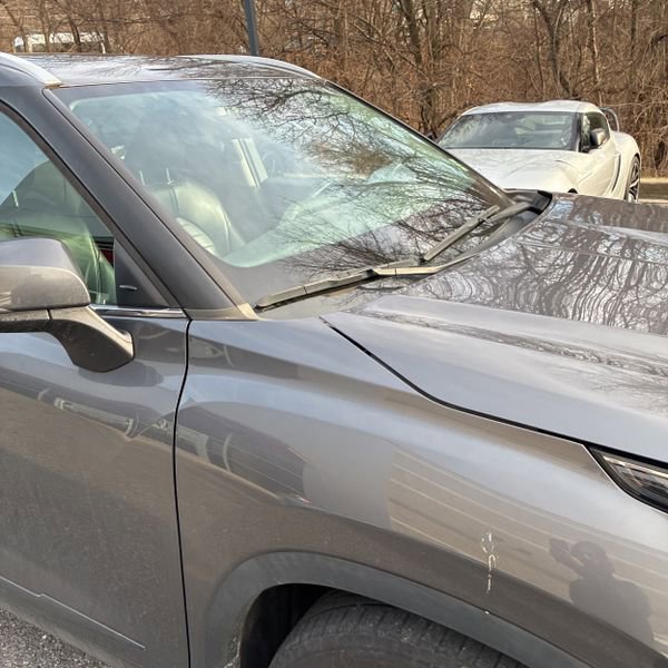 Used 2022 Toyota Highlander XLE image 4