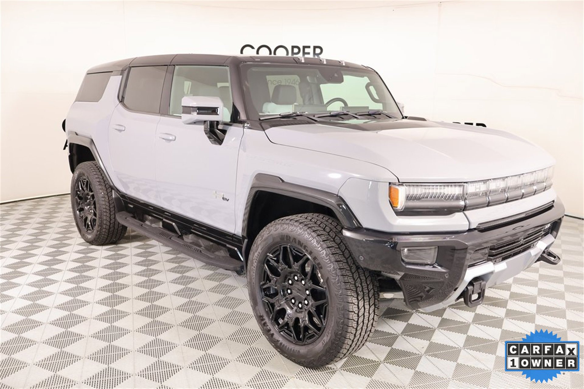 Used 2024 GMC Hummer EV 2X image 1