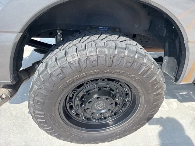 Used 2023 Ford F250 XLT w/ Black Appearance Package AWD/4WD image 7