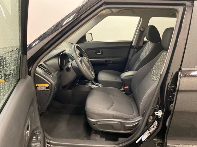 Used 2011 Kia Soul + FWD image 8