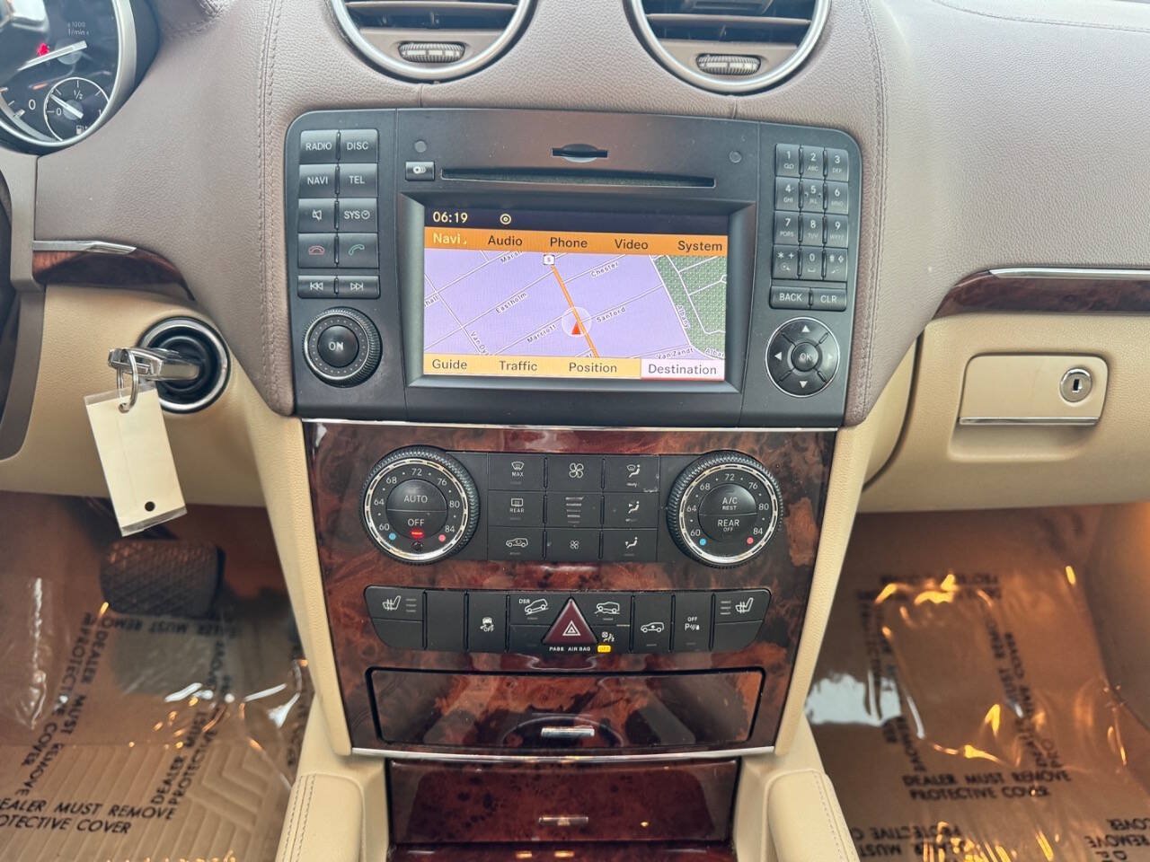 Used 2012 Mercedes-Benz GL 450 4MATIC image 10