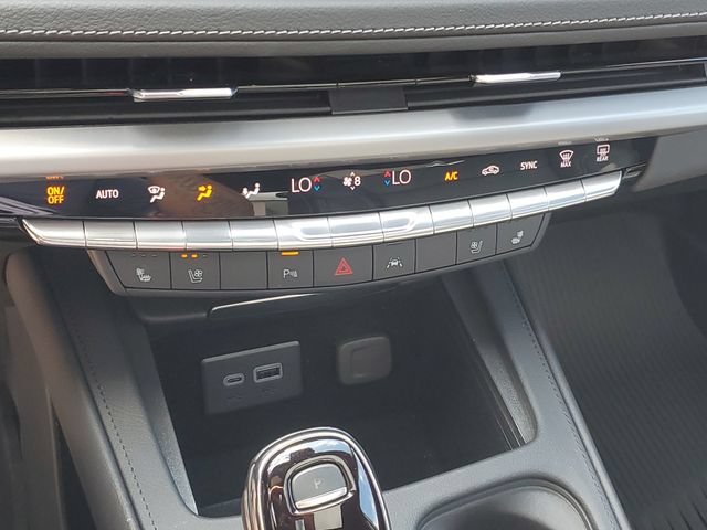 Certified 2024 Cadillac XT4 Premium Luxury AWD/4WD image 24