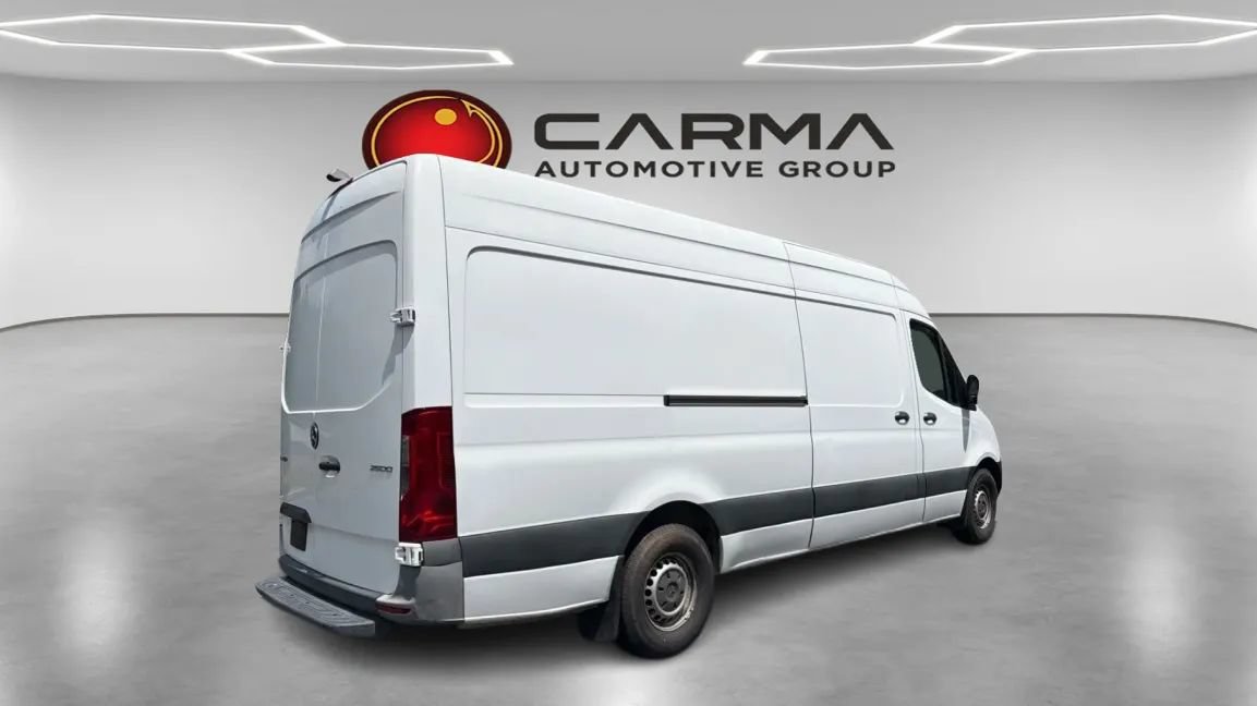 Used 2021 Mercedes-Benz Sprinter 2500 image 5