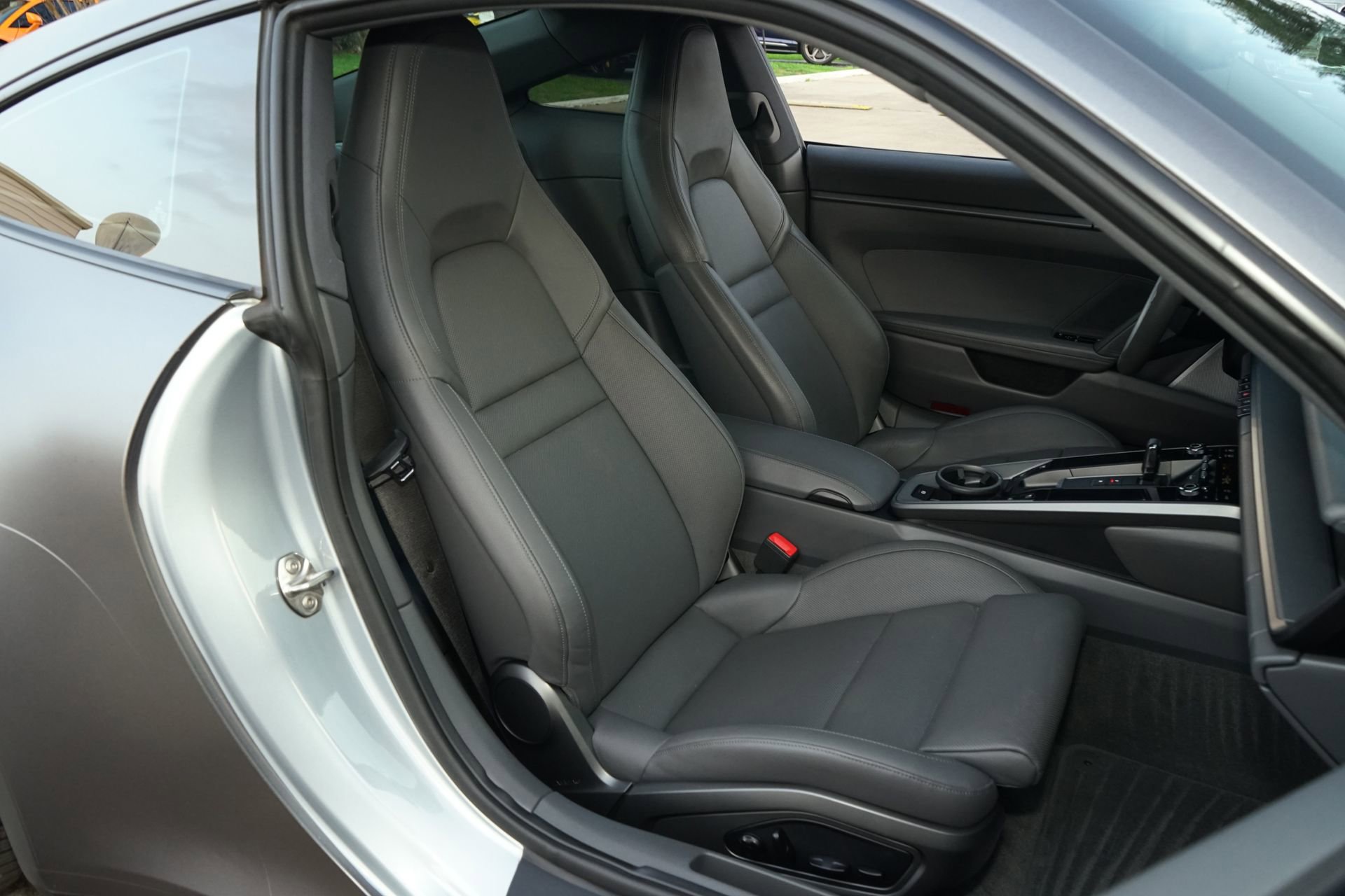 Used 2021 Porsche 911 Carrera image 11