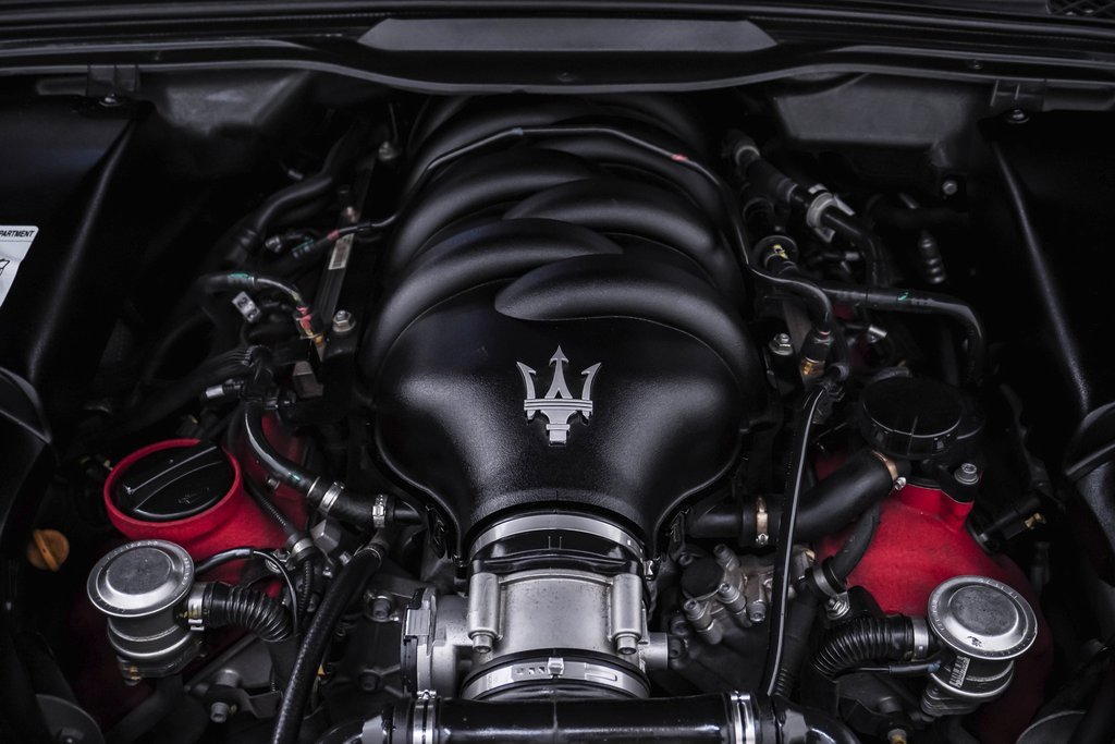 Used 2018 Maserati GranTurismo Sport image 34