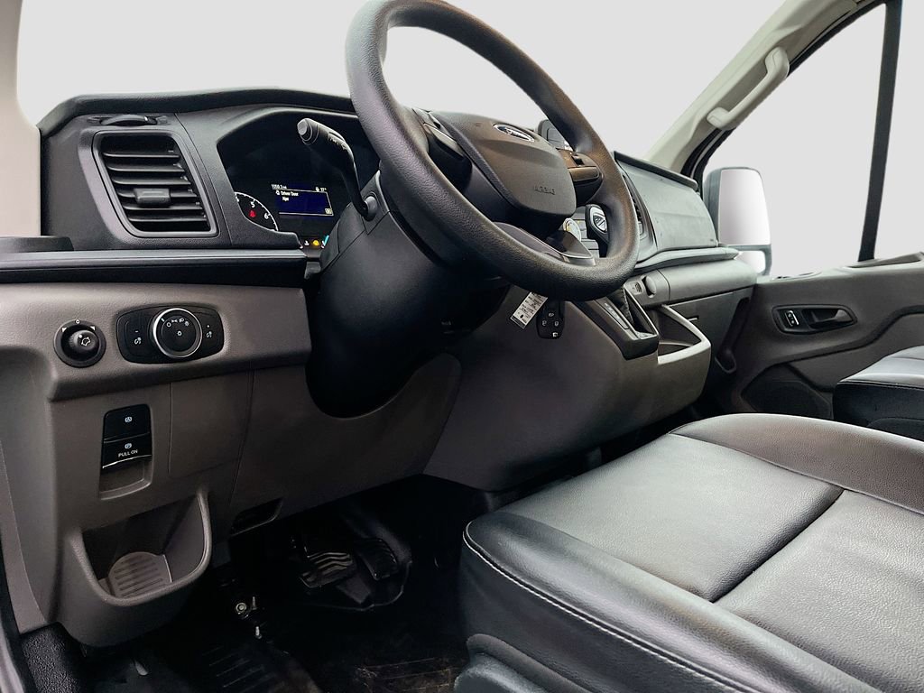 Used 2023 Ford Transit 150 Low Roof RWD image 9