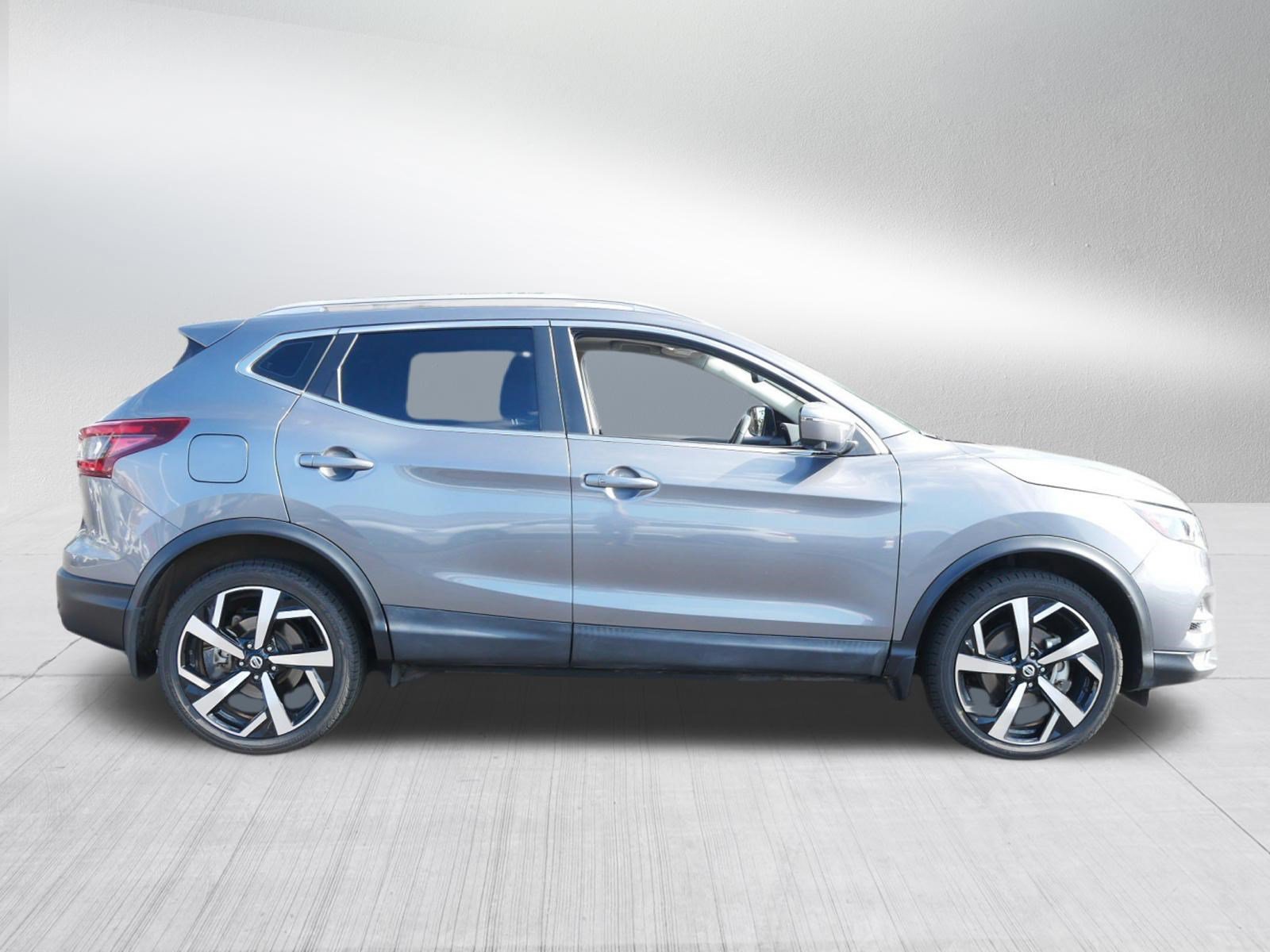 Used 2022 Nissan Rogue Sport SL w/ Premium Package AWD/4WD image 8