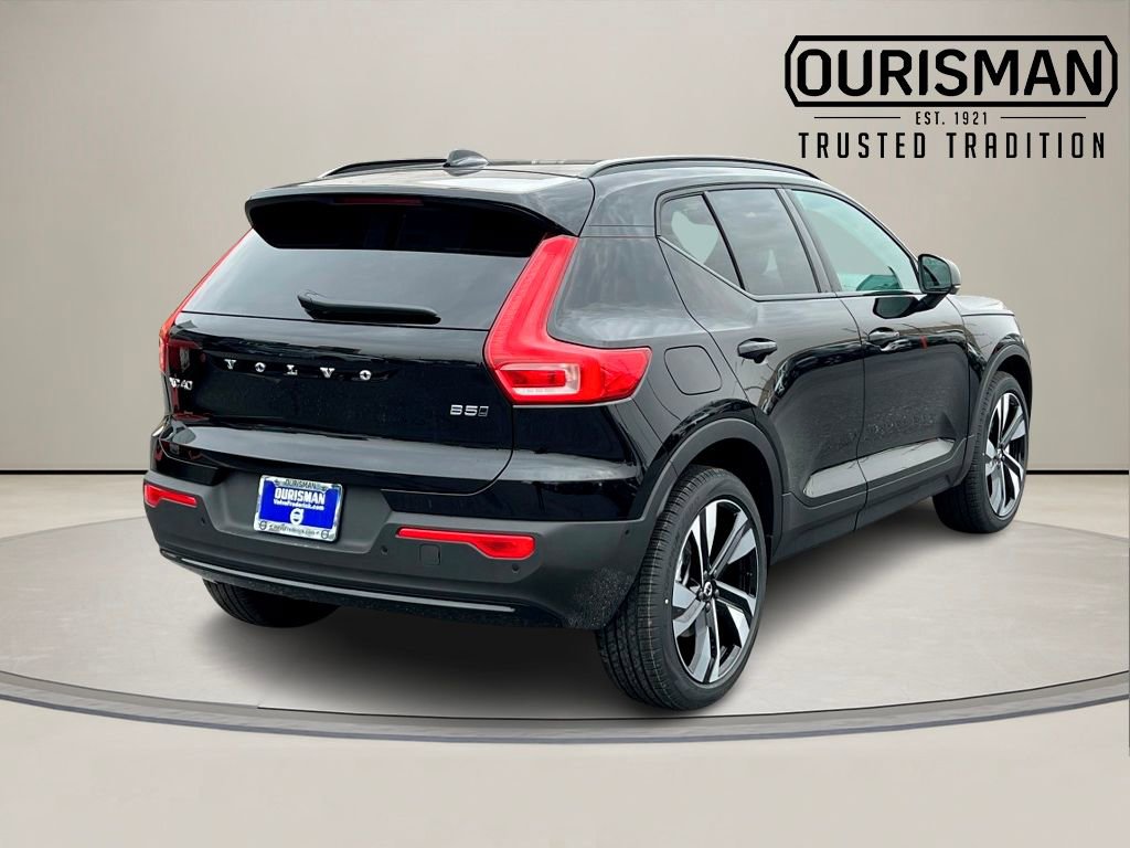 New 2026 Volvo XC40 B5 Ultra w/ Protection Package Premier image 3