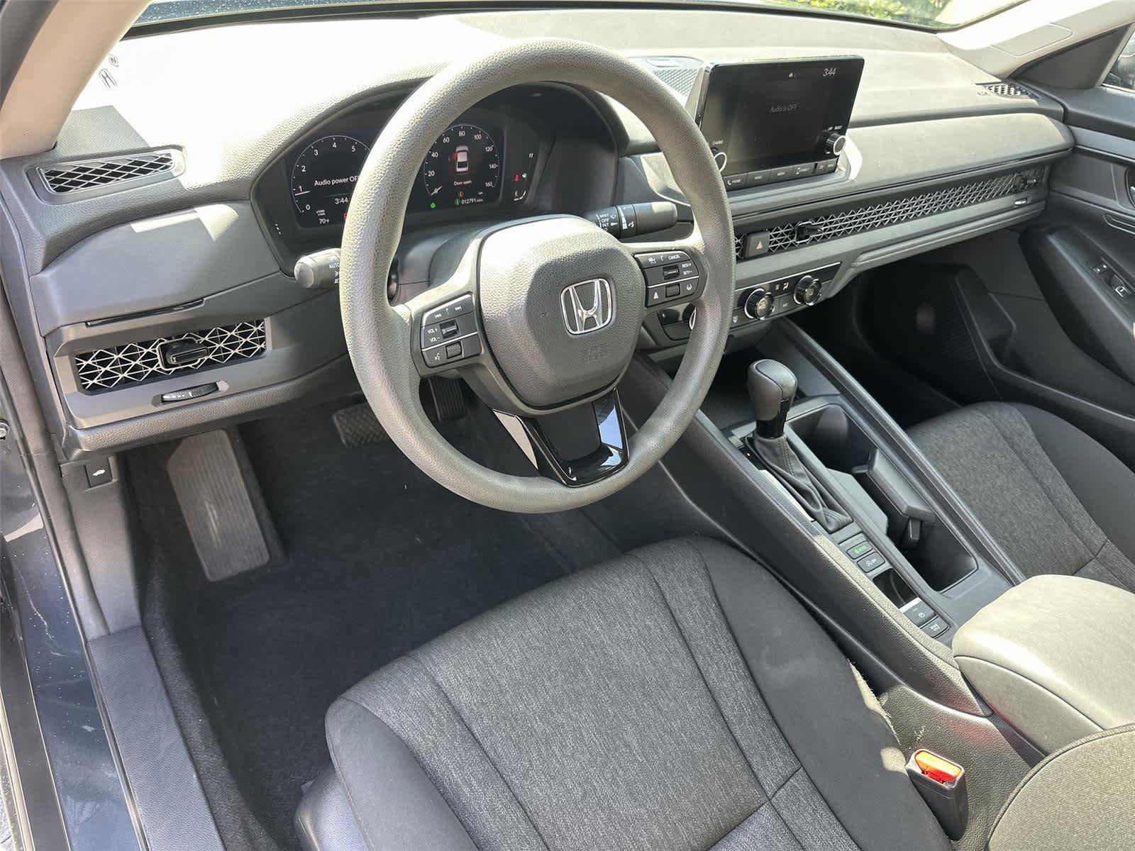 Used 2023 Honda Accord LX image 2