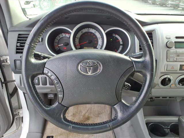 Used 2011 Toyota Tacoma 2WD Access Cab image 19