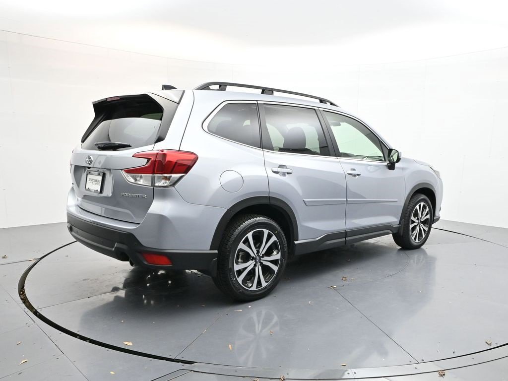 Used 2024 Subaru Forester Limited image 7