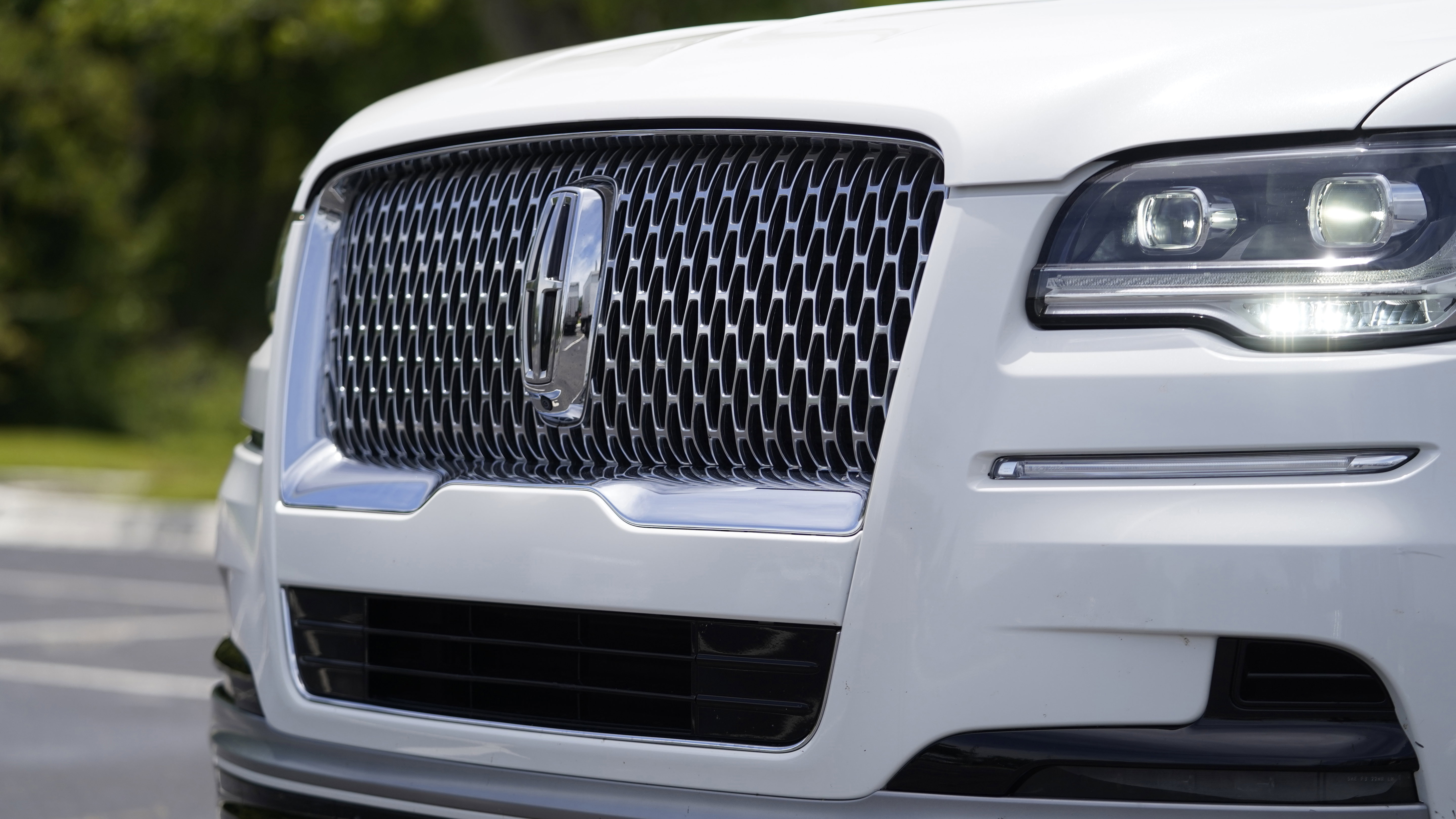 Used 2023 Lincoln Navigator L Reserve RWD image 11