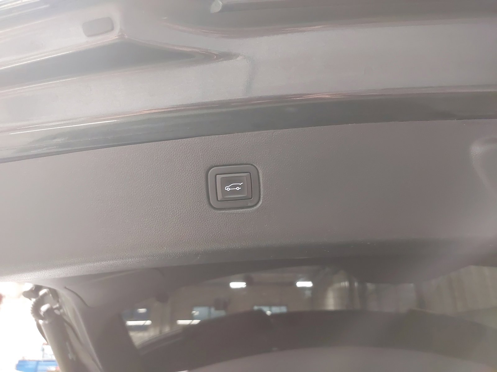 Used 2020 Chevrolet Blazer LT w/ LPO, Floor Liner Package FWD image 15