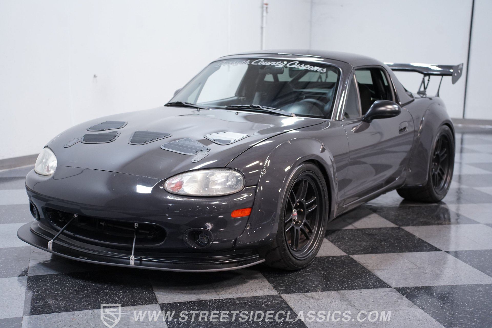 Used 2000 MAZDA MX-5 Miata RWD image 16