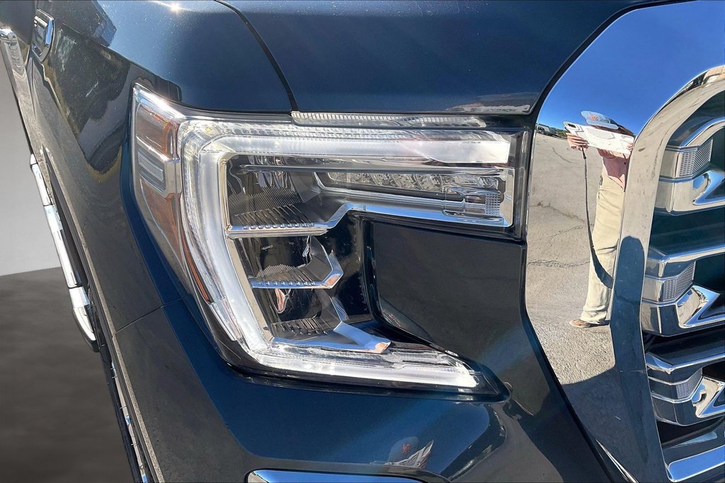 Used 2021 GMC Sierra 1500 SLT w/ SLT Premium Package AWD/4WD image 31
