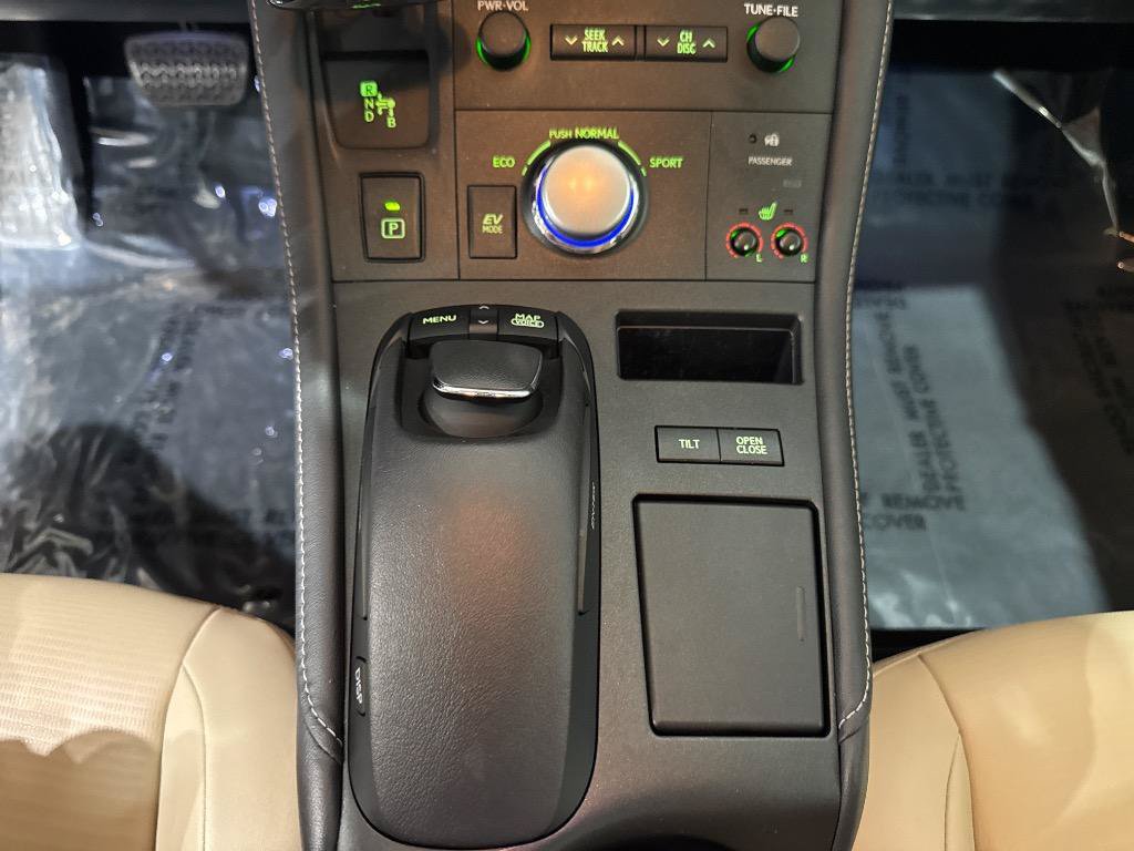 Used 2012 Lexus CT 200h Premium w/ Premium Audio Pkg FWD image 41