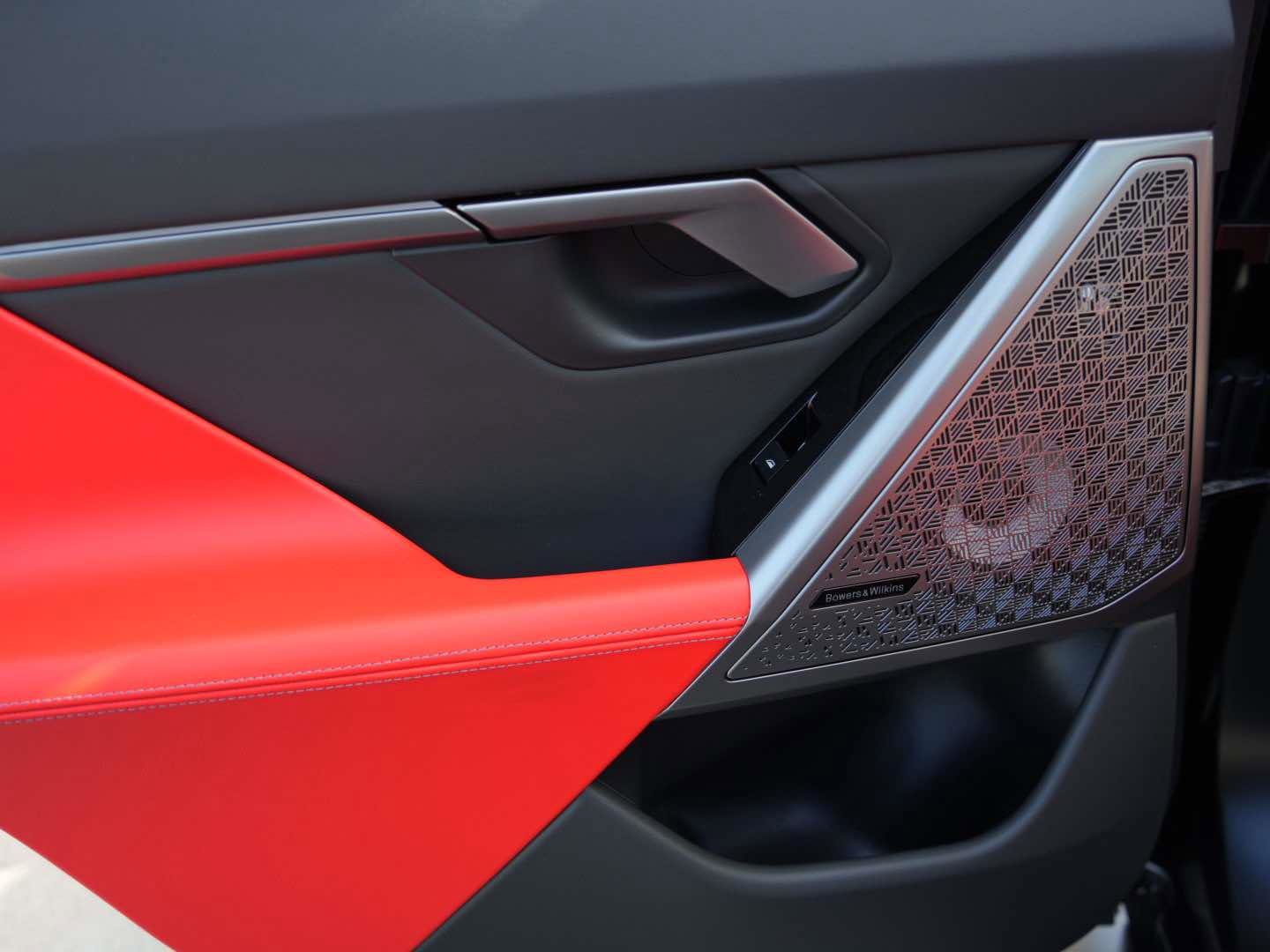 New 2026 BMW M5 AWD w/ Carbon Package image 9