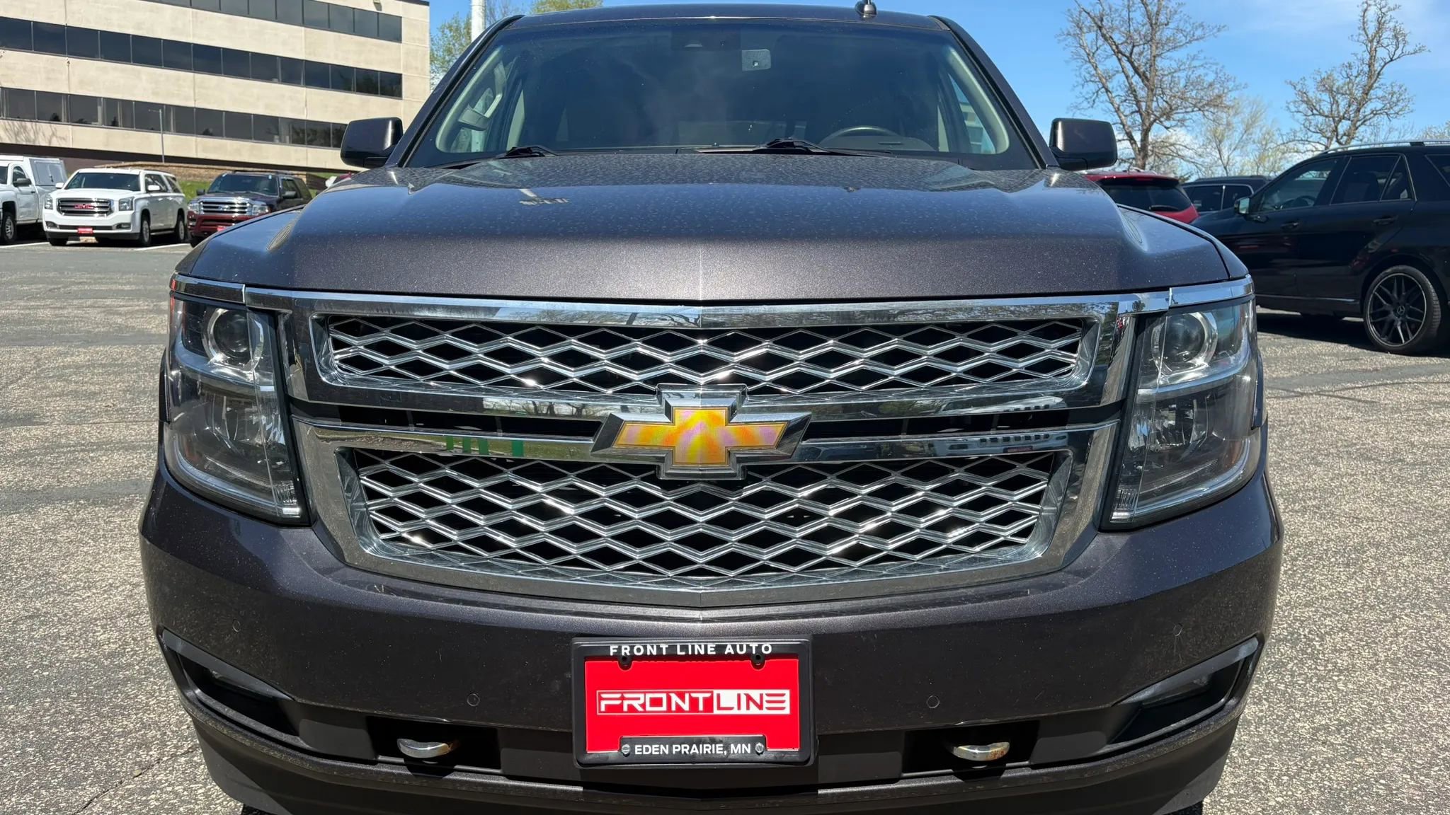 Used 2018 Chevrolet Suburban LT w/ LT Signature Package AWD/4WD image 14