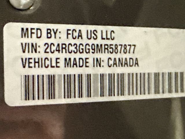 Used 2021 Chrysler Pacifica Limited w/ Premium & Safety Sphere Group AWD/4WD image 34