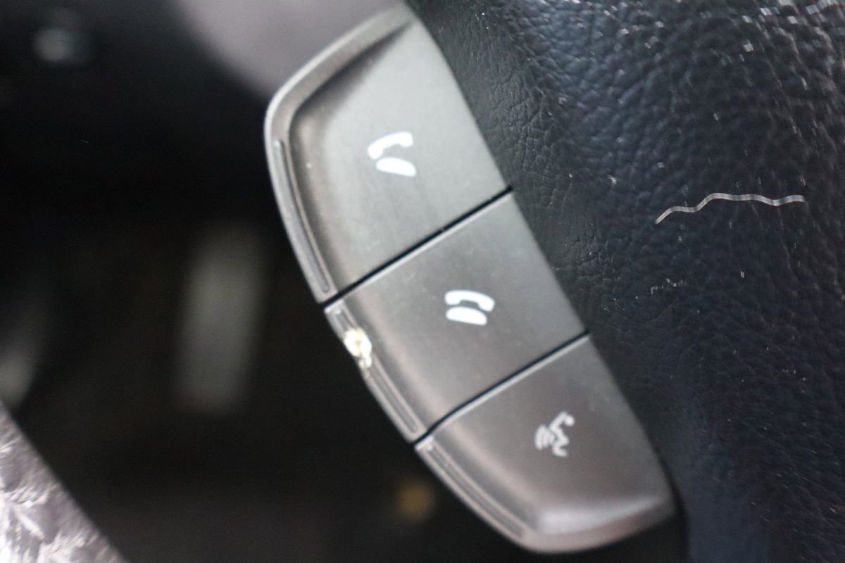 Used 2011 Subaru Impreza 2.5i Premium w/ PWR Moonroof Value Pkg image 32