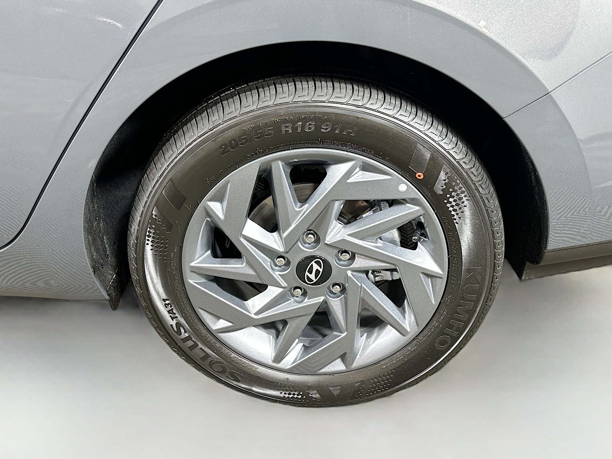 New 2026 Hyundai Elantra Hybrid FWD image 28